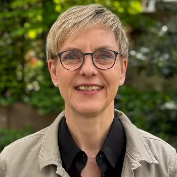 Prof. Dr. Anke Buschmann